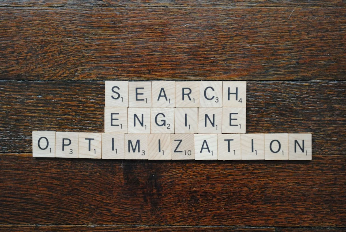 Abstract network connections representing a search engine ranking algorithm for an article by Atlanta based Software Engineer, Namir Ahmed.